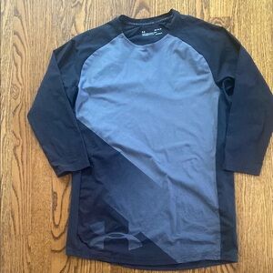 Under Armour Long Sleeve Tees Black and Gray Performance Wear